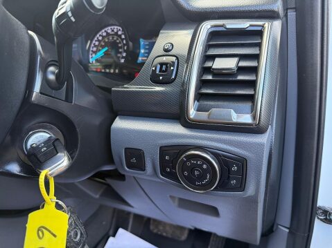 Ford Ranger 3.2 TDCi Wildtrak Pickup Double Cab 4dr Diesel Auto 4WD Euro 5 (200 ps) 23