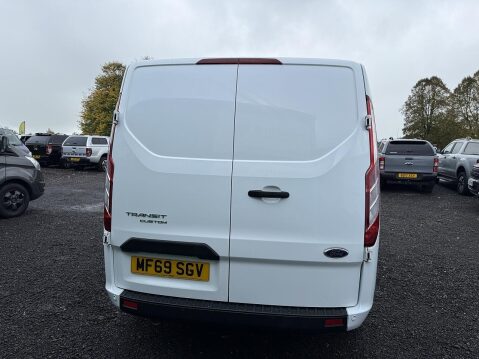 Ford Transit Custom AUTO TREND ECO L1 H1 2.0 5dr Panel Van Automatic Diesel 12