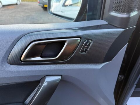 Ford Ranger 3.2 TDCi Wildtrak Pickup Double Cab 4dr Diesel Auto 4WD Euro 5 (200 ps) 61
