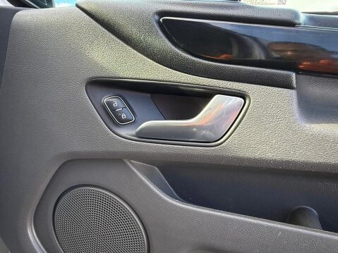 Ford Transit Custom 2.0 300 EcoBlue Limited Panel Van 5dr Diesel Manual L1 H1 Euro 6 (s/s) (130 40