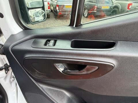 Mercedes-Benz Sprinter 2.0 317 CDI Progressive Panel Van 5dr Diesel Manual RWD L2 H2 Euro 6 (s/s) 46