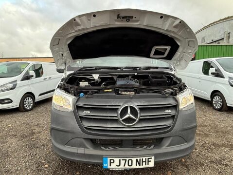 Mercedes-Benz Sprinter 2.0 317 CDI Progressive Panel Van 5dr Diesel Manual RWD L2 H2 Euro 6 (s/s) 50