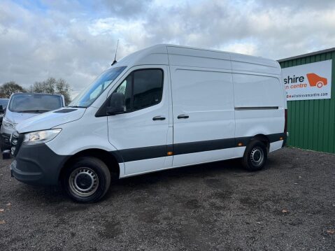 Mercedes-Benz Sprinter 2.0 317 CDI Progressive Panel Van 5dr Diesel Manual RWD L2 H2 Euro 6 (s/s) 1