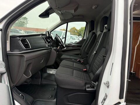 Ford Transit Custom 2.0 300 EcoBlue Limited Panel Van 5dr Diesel Manual L1 H1 Euro 6 (s/s) (130 29