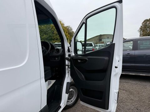 Mercedes-Benz Sprinter 2.1 316 CDI Panel Van 5dr Diesel Manual RWD L2 H2 Euro 6 (163 ps) 38