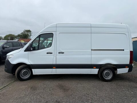 Mercedes-Benz Sprinter 2.1 316 CDI Panel Van 5dr Diesel Manual RWD L2 H2 Euro 6 (163 ps) 7