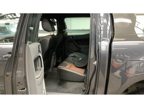 Ford Ranger 3.2 TDCi Wildtrak Pickup Double Cab 4dr Diesel Auto 4WD Euro 5 (200 ps) 38