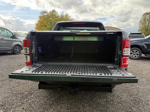 Ford Ranger 3.2 TDCi Wildtrak Pickup Double Cab 4dr Diesel Auto 4WD Euro 5 (200 ps) 71