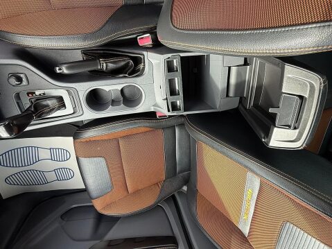 Ford Ranger 3.2 TDCi Wildtrak Pickup Double Cab 4dr Diesel Auto 4WD Euro 5 (200 ps) 30