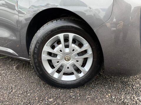 Vauxhall Vivaro 2.0 Turbo D 3100 Sportive Panel Van 5dr Diesel Manual L2 H1 Euro 6 (s/s) (1 20