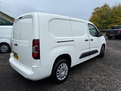 Vauxhall Combo 1.5 Turbo D 2300 Sportive Panel Van 4dr Diesel Manual L2 H1 Euro 6 (s/s) (1 15