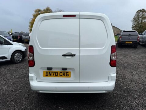 Vauxhall Combo 1.5 Turbo D 2300 Sportive Panel Van 4dr Diesel Manual L2 H1 Euro 6 (s/s) (1 12