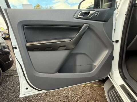 Ford Ranger 3.2 TDCi Wildtrak Pickup Double Cab 4dr Diesel Auto 4WD Euro 5 (200 ps) 48