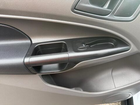 Ford Transit Connect 1.5 210 EcoBlue Panel Van 5dr Diesel Manual L2 Euro 6 (s/s) (100 ps) 41