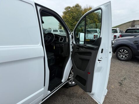 Ford Transit Custom 2.0 300 EcoBlue Limited Panel Van 5dr Diesel Manual L2 H1 Euro 6 (s/s) (130 42