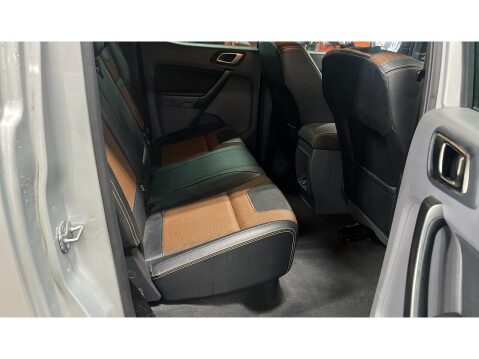 Ford Ranger 3.2 TDCi Wildtrak Pickup Double Cab 4dr Diesel Auto 4WD Euro 5 (200 ps) 67