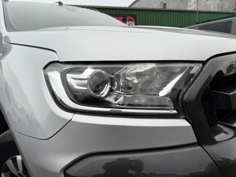 Ford Ranger 3.2 TDCi Wildtrak Pickup Double Cab 4dr Diesel Auto 4WD Euro 5 (200 ps) 64