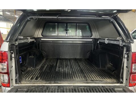 Ford Ranger 3.2 TDCi Wildtrak Pickup Double Cab 4dr Diesel Auto 4WD Euro 5 (200 ps) 47