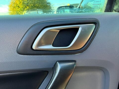 Ford Ranger 3.2 TDCi Wildtrak Pickup Double Cab 4dr Diesel Auto 4WD Euro 5 (200 ps) 67