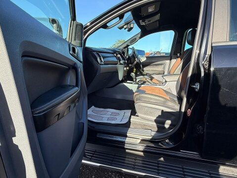 Ford Ranger 3.2 TDCi Wildtrak Pickup Double Cab 4dr Diesel Auto 4WD Euro 5 (200 ps) 36