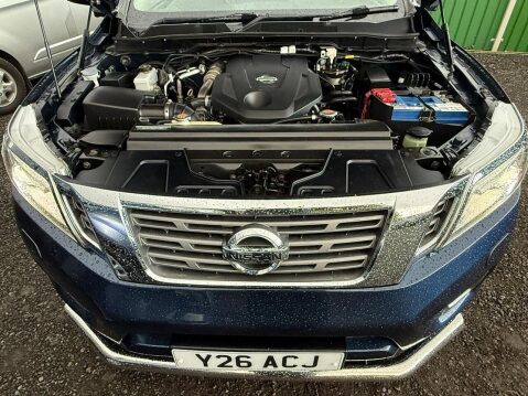 Nissan Navara 2.3 dCi Tekna Pickup Double Cab 4dr Diesel Auto 4WD Euro 6 (190 ps) 45