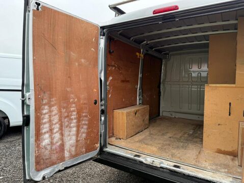 Citroen Relay 2.2 BlueHDi 33 Enterprise Panel Van 5dr Diesel Manual L1 Euro 6 (s/s) (120 33