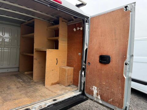 Citroen Relay 2.2 BlueHDi 33 Enterprise Panel Van 5dr Diesel Manual L1 Euro 6 (s/s) (120 34