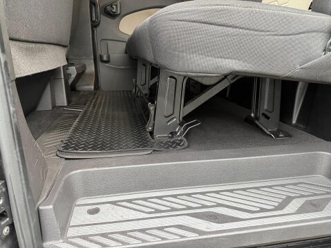 Ford Transit Custom 2.0 TDCi 310 Limited Combi Van 6dr Diesel Manual L2 H1 (165 g/km, 128 bhp) 67