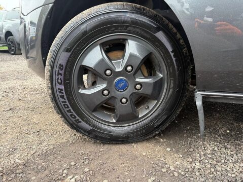 Ford Transit Custom 2.0 TDCi 310 Limited Combi Van 6dr Diesel Manual L2 H1 (165 g/km, 128 bhp) 29