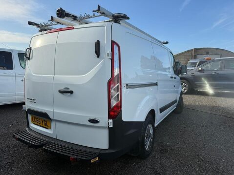 Ford Transit Custom 2.0 TDCi 310 Panel Van 5dr Diesel Manual L1 H1 (163 g/km, 104 bhp) 10