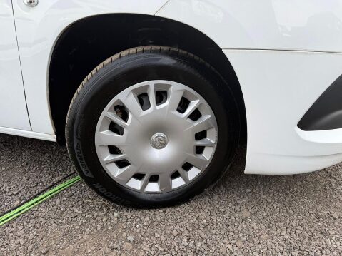 Vauxhall Combo 1.6 Turbo D 2300 Sportive Panel Van 4dr Diesel Manual L1 H1 Euro 6 (s/s) (1 19