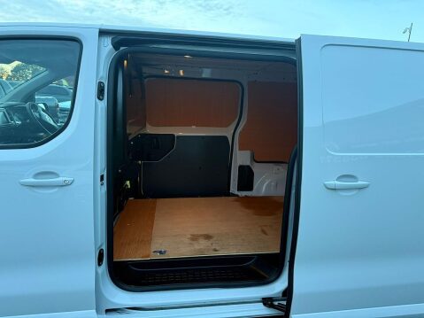 Vauxhall Vivaro 1.5 Turbo D 2900 Pro Panel Van 6dr Diesel Manual L2 H1 Euro 6 (s/s) (100 ps 37