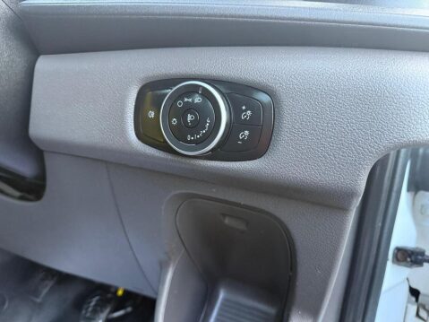 Ford Transit 2.0 350 EcoBlue HD Leader Chassis Cab 2dr Diesel Manual RWD L2 Euro 6 (s/s) 21