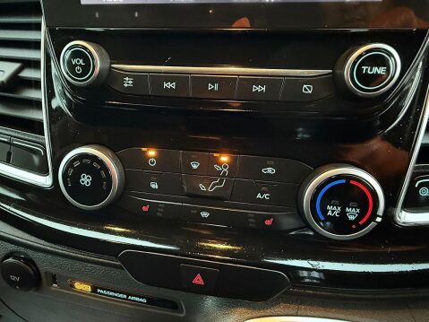 Ford Transit Custom 2.0 300 EcoBlue Limited Crew Van Double Cab 5dr Diesel Manual L2 H1 Euro 6 56