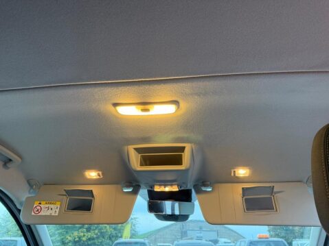 Ford Transit Custom 2.0 300 EcoBlue Limited Crew Van Double Cab 5dr Diesel Manual L2 H1 Euro 6 120