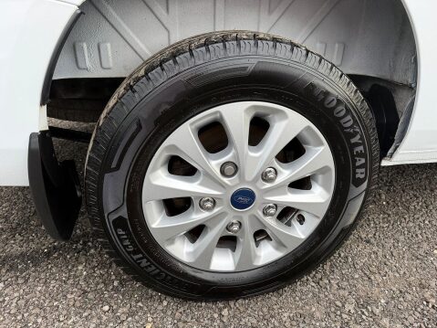 Ford Transit Custom 2.0 300 EcoBlue Limited Crew Van Double Cab 5dr Diesel Manual L2 H1 Euro 6 47