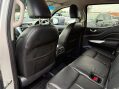 Nissan Navara 2.3 dCi Tekna Pickup Double Cab 4dr Diesel Auto 4WD Euro 6 (190 ps) 43
