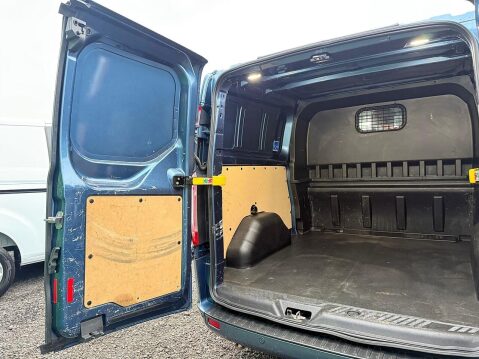 Ford Transit Custom 2.0 320 EcoBlue Limited Crew Van Double Cab 5dr Diesel Manual L2 H1 Euro 6 30