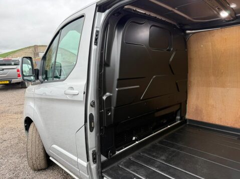 Ford Transit Custom 2.0 300 EcoBlue Limited Panel Van 5dr Diesel Manual L1 H1 Euro 6 (s/s) (130 57
