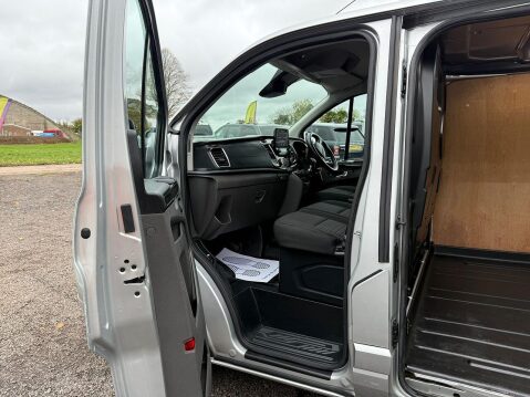 Ford Transit Custom 2.0 300 EcoBlue Limited Panel Van 5dr Diesel Manual L1 H1 Euro 6 (s/s) (130 58