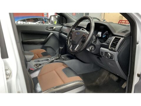 Ford Ranger 3.2 TDCi Wildtrak Pickup Double Cab 4dr Diesel Auto 4WD Euro 5 (200 ps) 9