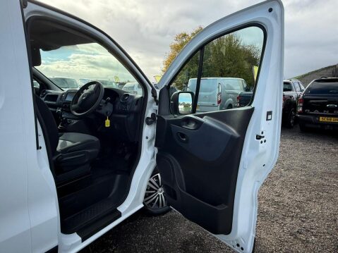 Vauxhall Vivaro 1.6 CDTi 2900 BiTurbo Panel Van 5dr Diesel Manual L1 H1 Euro 6 (s/s) (125 p 37