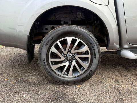 Nissan Navara 2.3 dCi Tekna Pickup Double Cab 4dr Diesel Auto 4WD Euro 6 (190 ps) 72