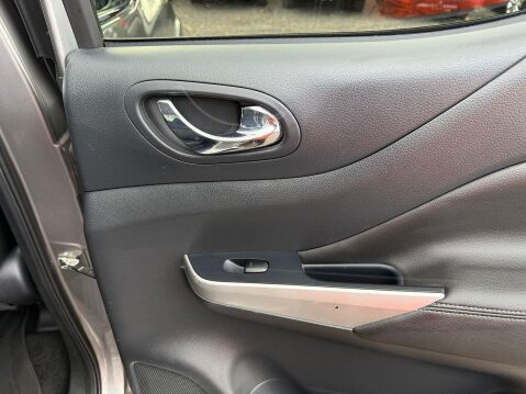 Nissan Navara 2.3 dCi Tekna Pickup Double Cab 4dr Diesel Auto 4WD Euro 6 (190 ps) 39