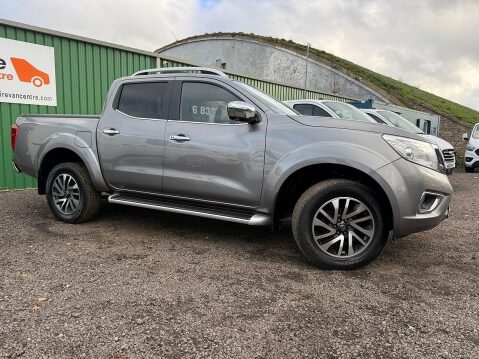 Nissan Navara 2.3 dCi Tekna Pickup Double Cab 4dr Diesel Auto 4WD Euro 6 (190 ps) 74