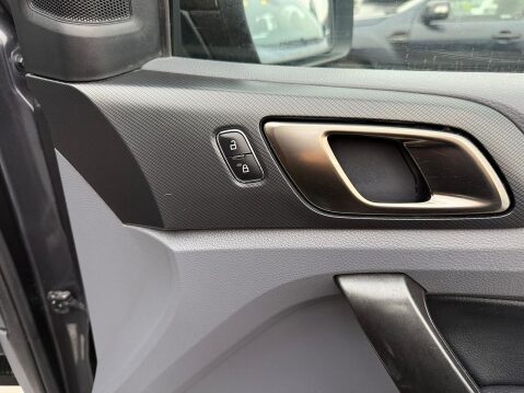 Ford Ranger 3.2 TDCi Wildtrak Pickup Double Cab 4dr Diesel Auto 4WD Euro 5 (200 ps) 14