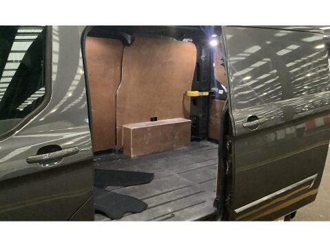 Ford Transit Custom 2.0 300 EcoBlue Limited Panel Van 5dr Diesel Manual L1 H1 Euro 6 (s/s) (130 37
