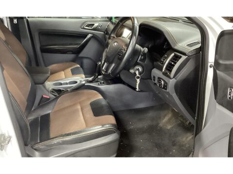 Ford Ranger 3.2 TDCi Wildtrak Pickup Double Cab 4dr Diesel Auto 4WD Euro 5 (200 ps) 12