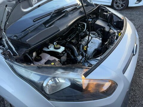 Ford Transit Connect 1.6 TDCi 240 Panel Van 4dr Diesel Manual L2 H1 (128 g/km, 94 bhp) 35