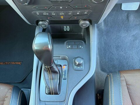 Ford Ranger 3.2 TDCi Wildtrak Pickup Double Cab 4dr Diesel Auto 4WD Euro 5 (200 ps) 23